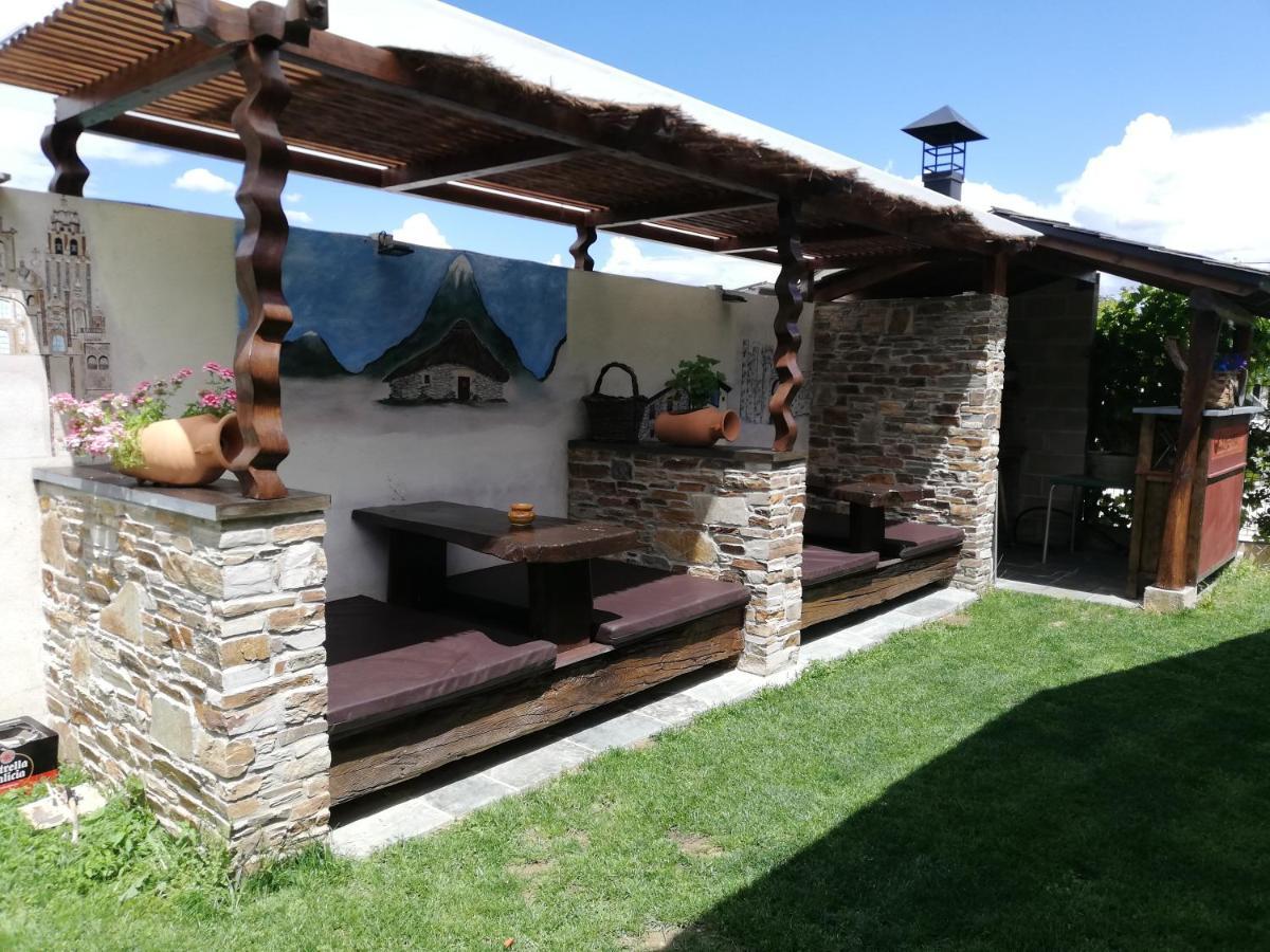 Albergue La Medina De Camponaraya エクステリア 写真