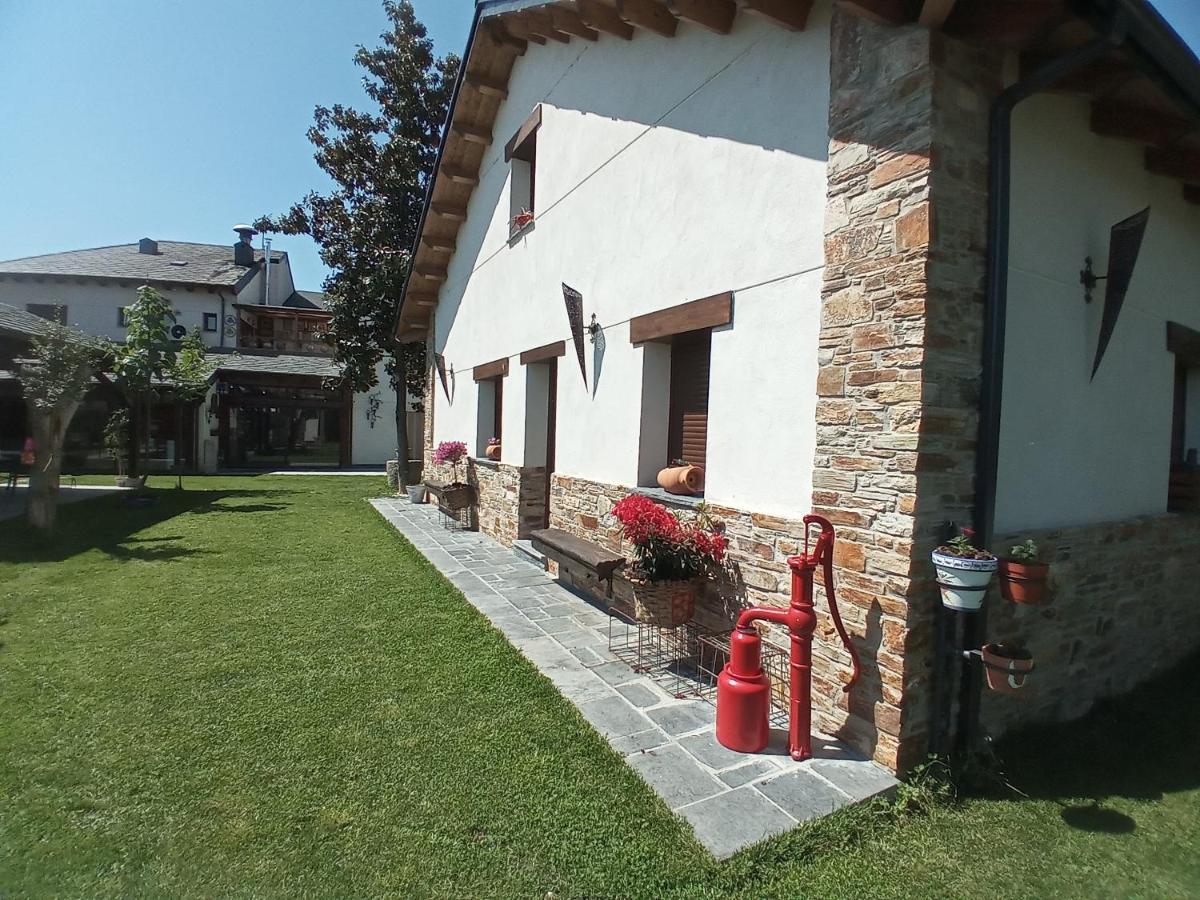 Albergue La Medina De Camponaraya エクステリア 写真